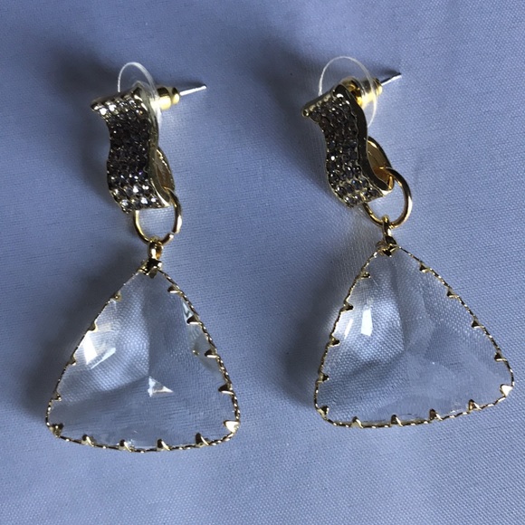 New! Clear Crystal Drop Statement Earrings - Picture 10 of 13